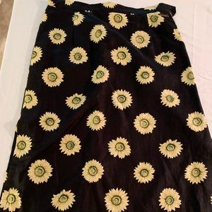 Geiger sunflower long skirt…..size 34…..VGC!!
